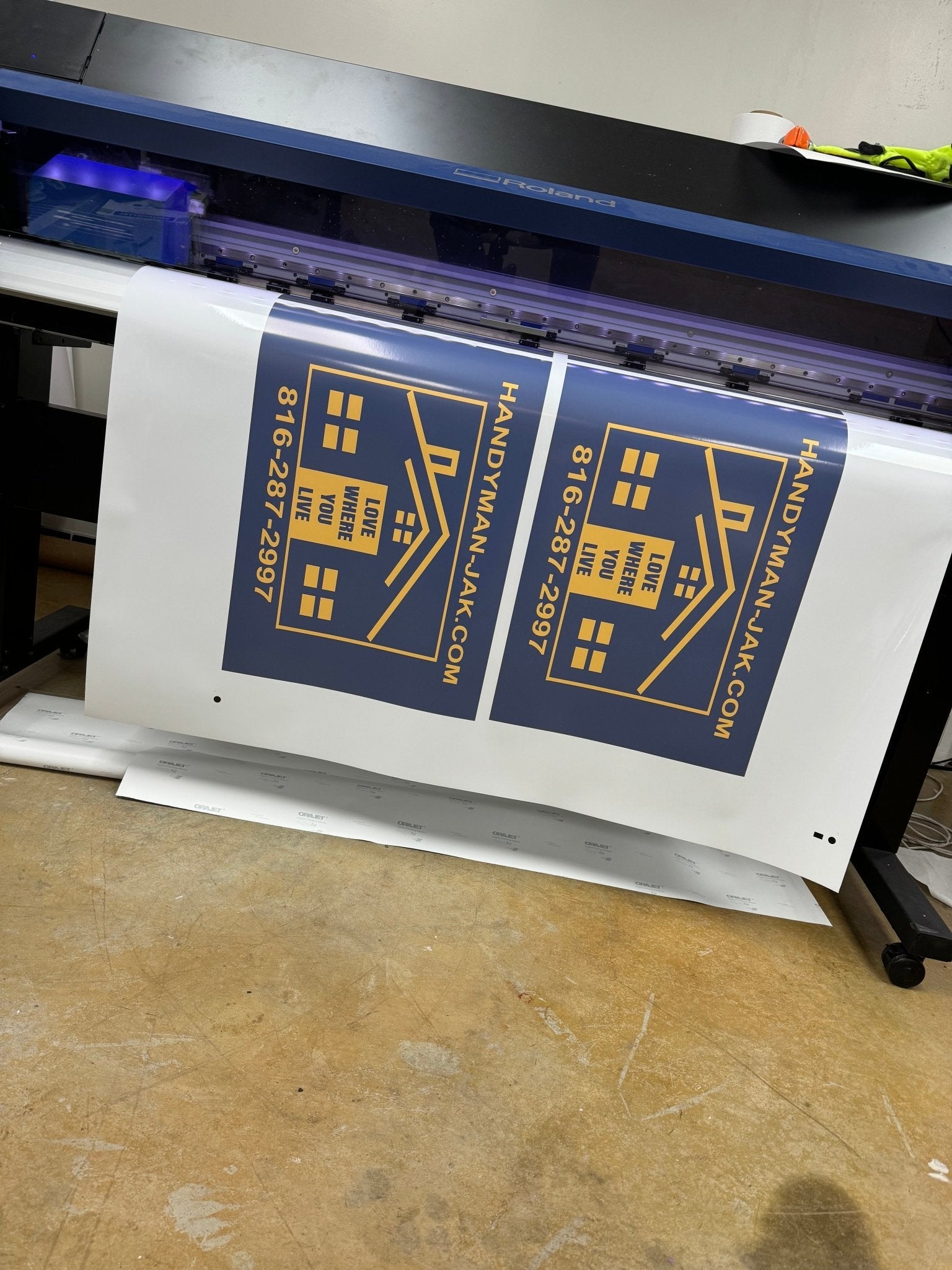 Custom Car Magnets - Personalized Vehicle Magnets for Business & Personal Use Show Off Your Threads