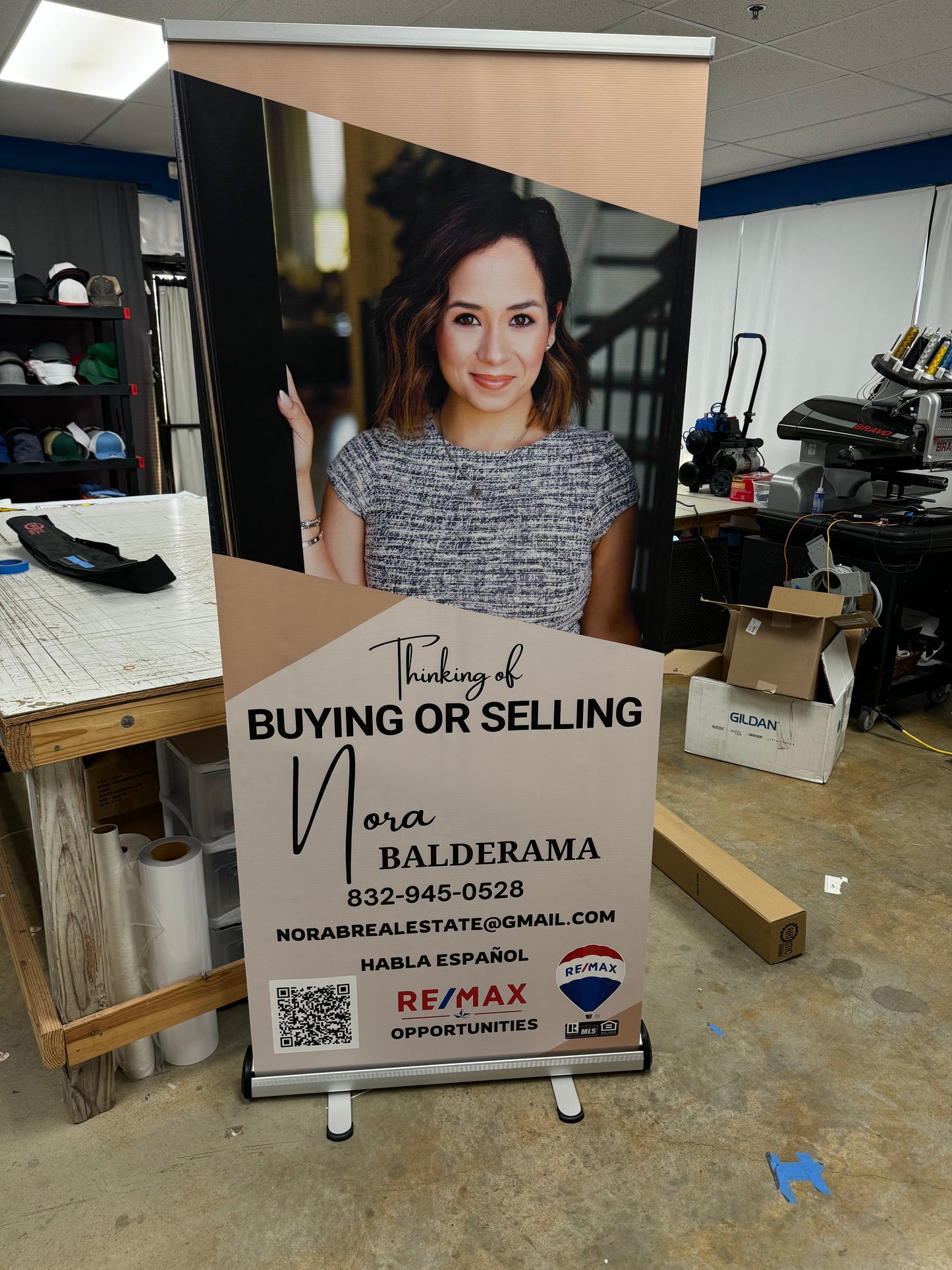 Premium Retractable Retail Display Banner - Fast Shipping & Affordable Pricing Roll Up Banner Show Off Your Threads